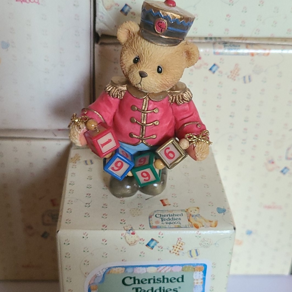 Vintage 1996 Cherished Teddies